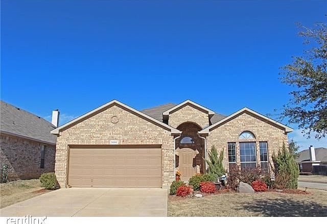 1st image of 3200 Buckthorn Ln