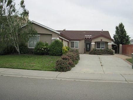 1st image of 705 McDevitt Dr