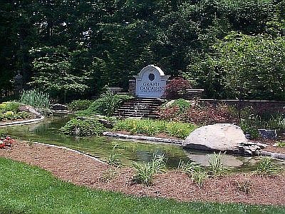 Entrance to Grand Cascades