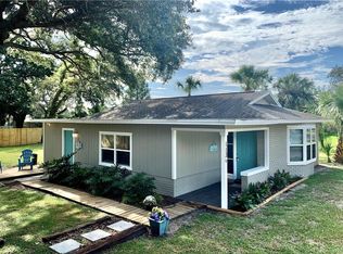 1136 Calvary Rd, Holiday, FL 34691