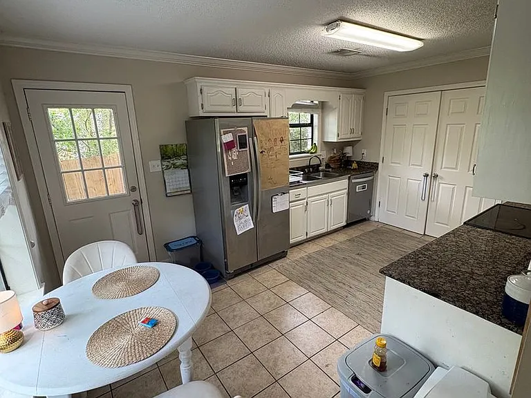 1411 Pierce Ave #C — Photo 7