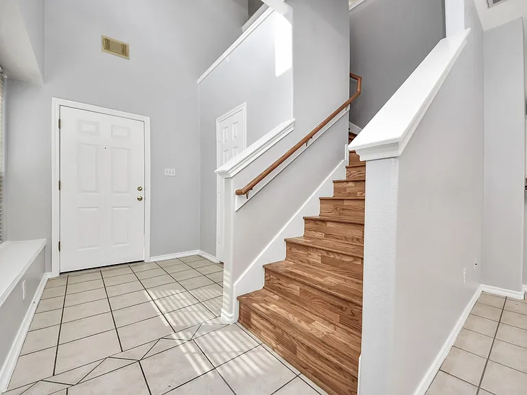 16526 Cairngrove Ln — Photo 18