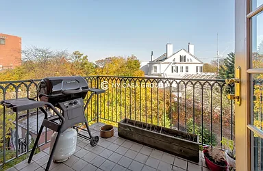 Sold by NY Casa Group