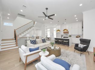 925 Fisher St #B, Houston, TX 77018