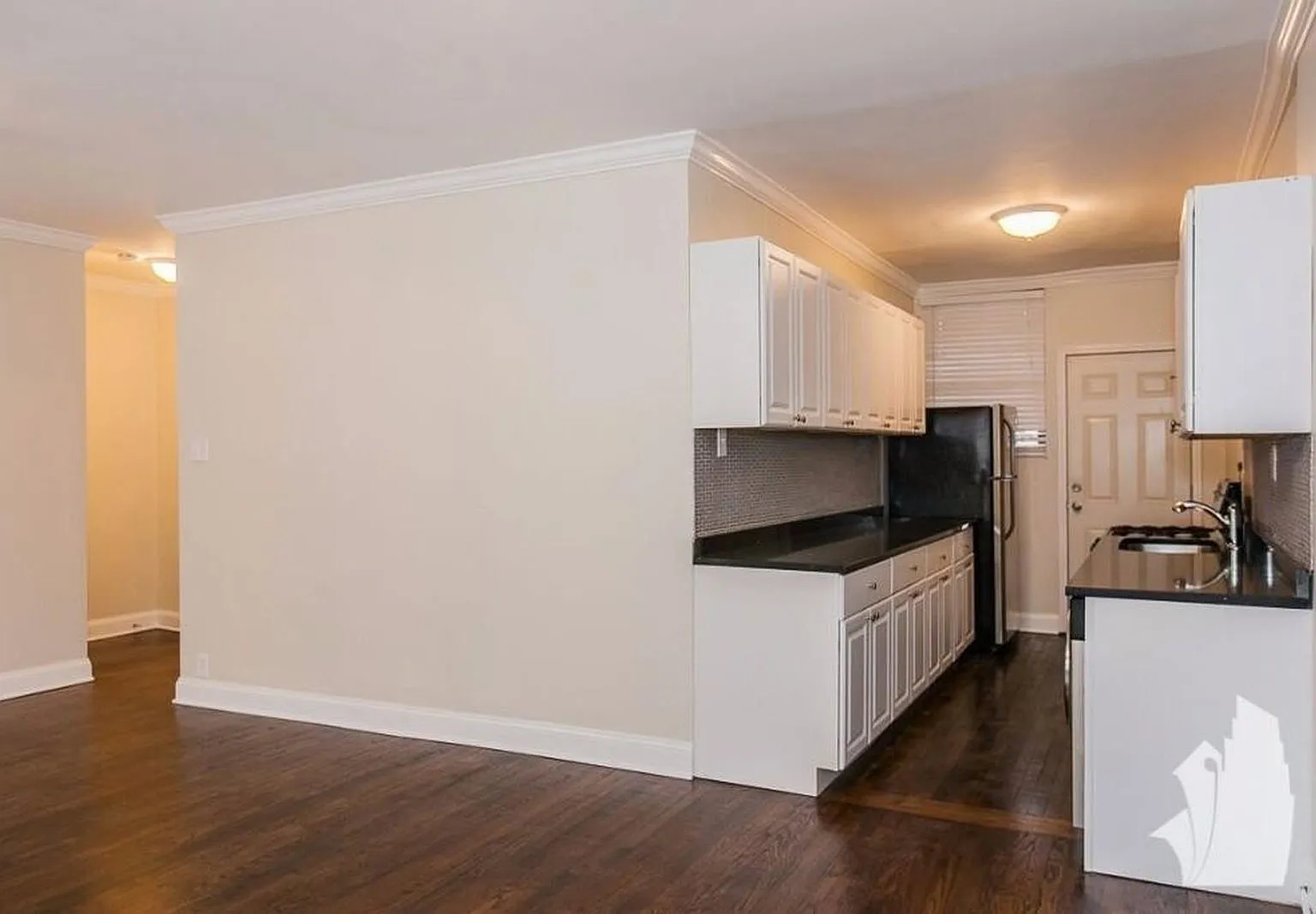 1 bed, 1.0 bath, $2,195 — Photo 3