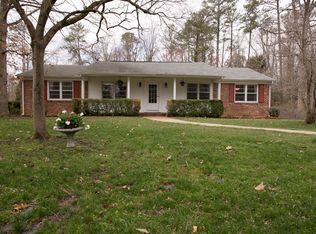 12340 Parker Ln, Chester, VA 23831