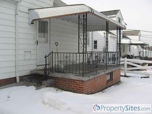 4th image of 5231 E 115th St