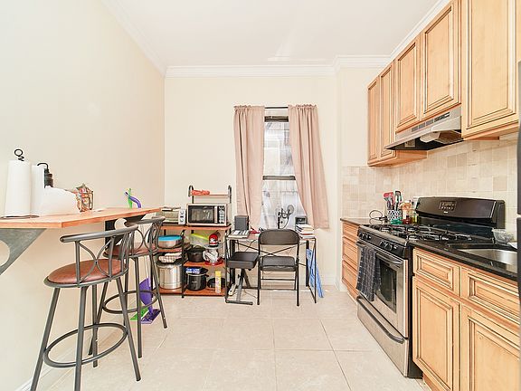 2nd image of 560 W 144th St APT 34