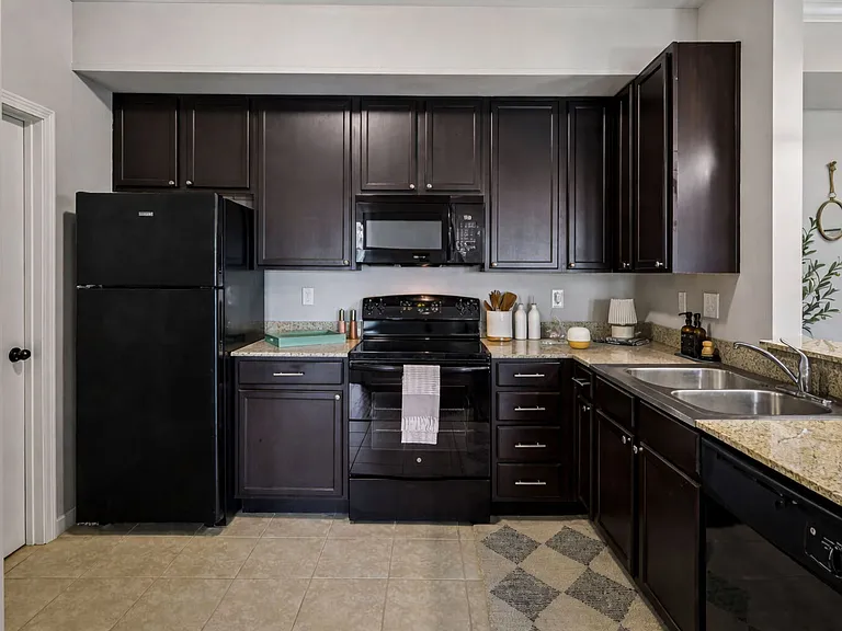 Cumberland Trace Village Apartments — Photo 5