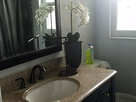 3rd image of 6516 Sunridge Dr