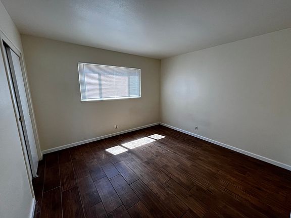 5th image of 7714 Camellia Ln