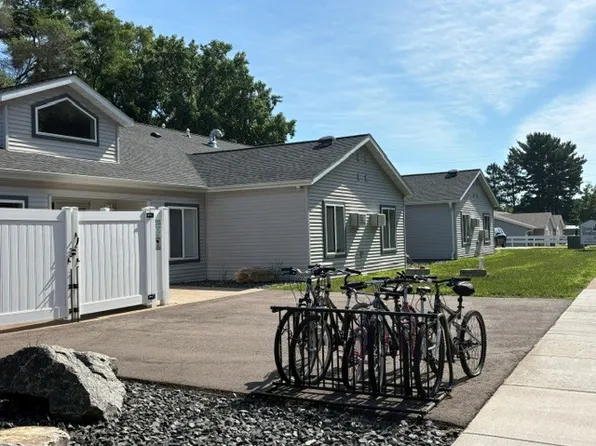 Grace Woodlands