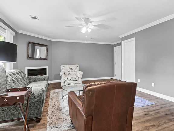4th image of 7911 Windfern Ct #1502