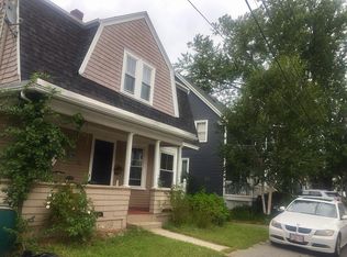28 Saunders St, North Andover, MA 01845