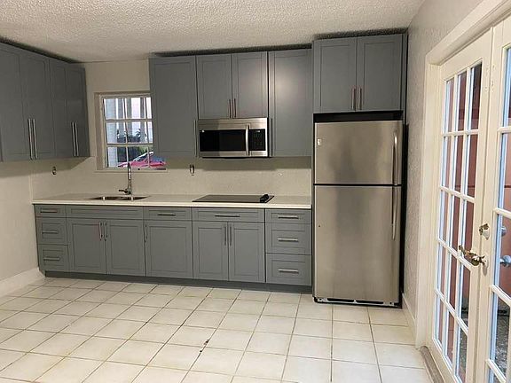 5th image of 8015 SW 213th Ave #1