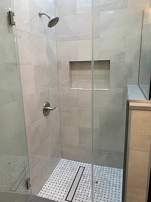 Rented by Voro, LLC | media 16