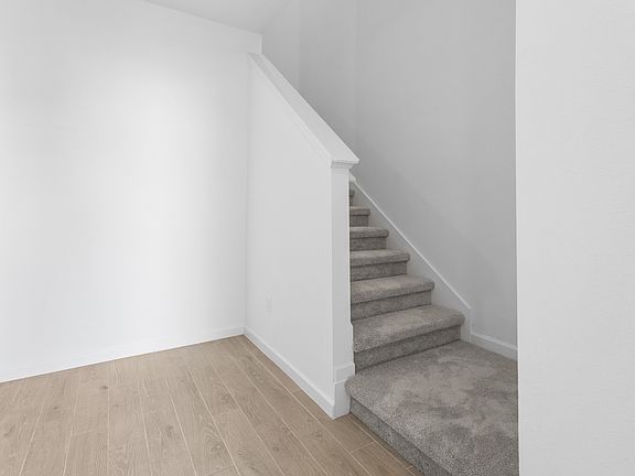 4th image of 51 Mission Cove Cir