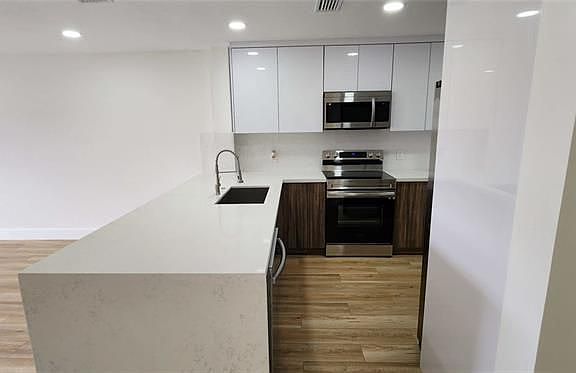 4th image of 7355 Woodmont Ter