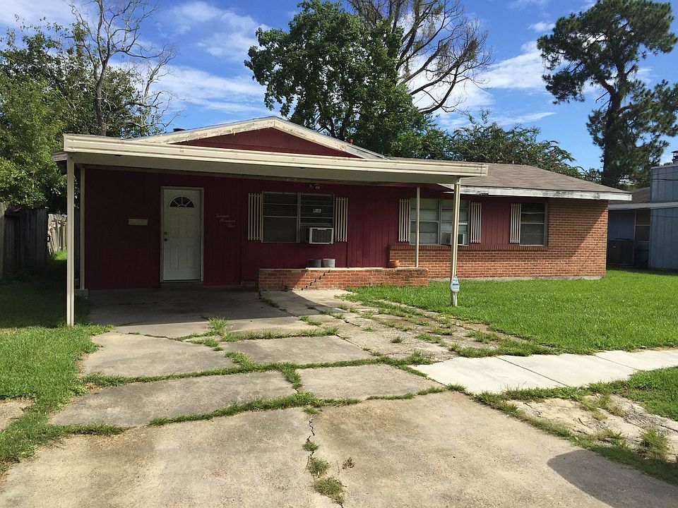 1st image of 1305 Sunset Dr.