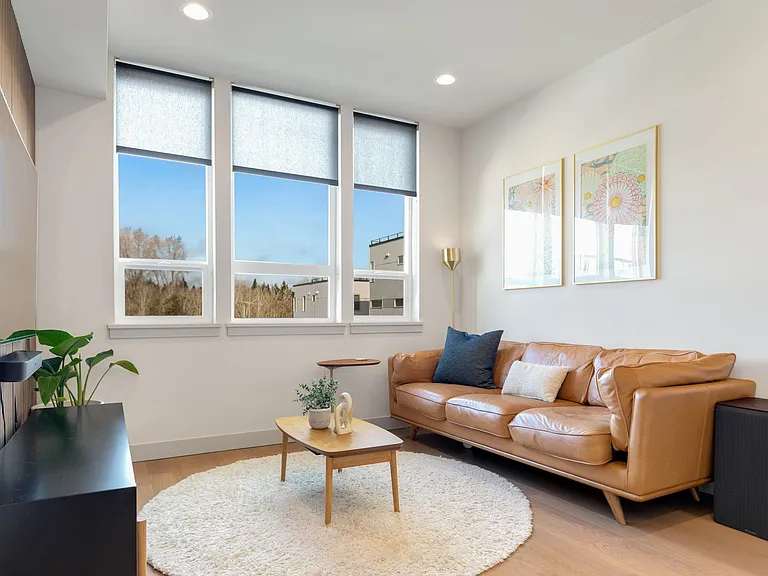 5030 Sand Point Pl NE — Photo 20