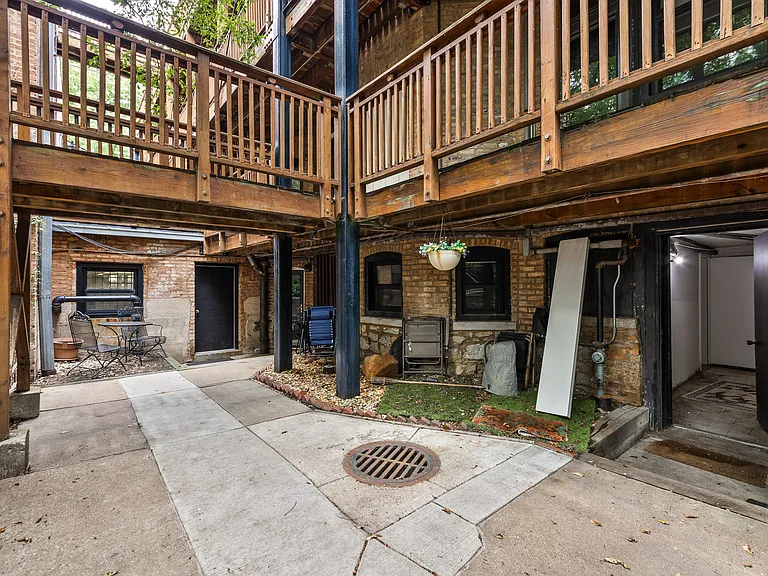 2910 N Halsted St #G — Photo 17