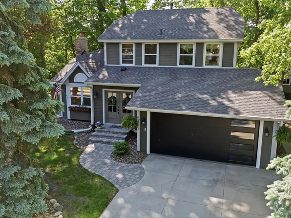 5311 S Park Cir, Savage, MN 55378