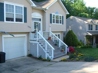 121 Saint Louis Dr, Elkton, MD 21921