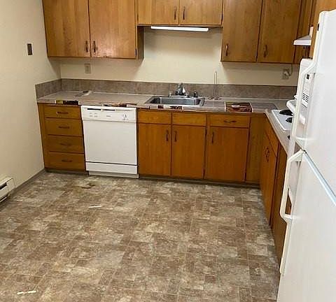 2nd image of 7235 Pacific Ave #3723