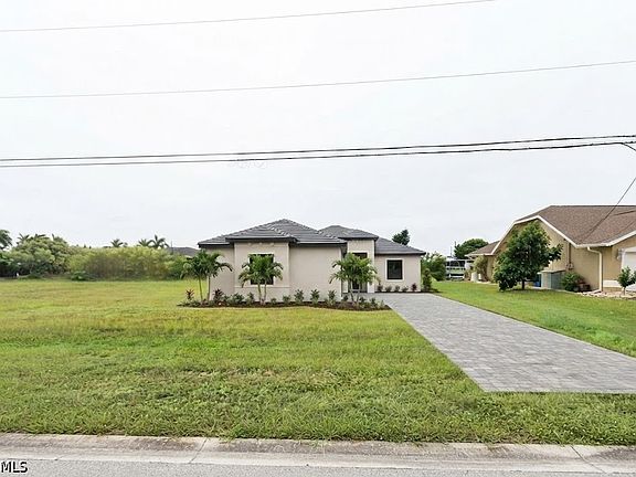 5th image of 2718 SW 38th Ter