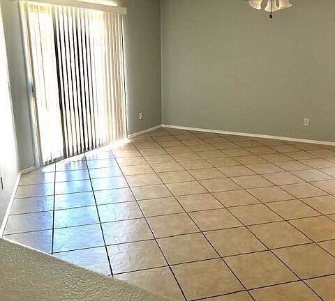 3rd image of 15646 W Maui Ln