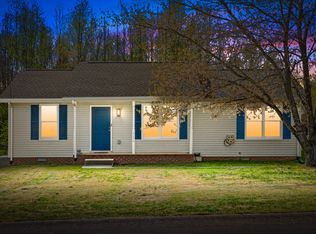 710 Donna Ct, Clarksville, TN 37042