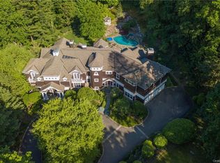 45 Old Roaring Brook Rd, Mount Kisco, NY 10549