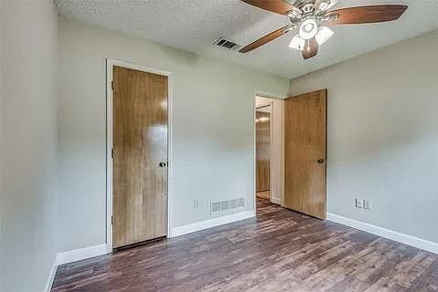 4th image of 425 Indian Crest Dr