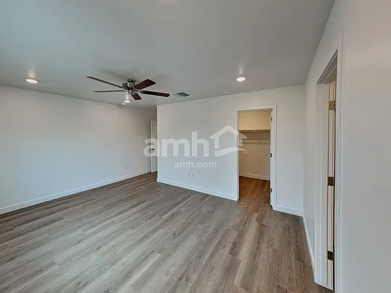 9652 N Avenida Lucena — Photo 10