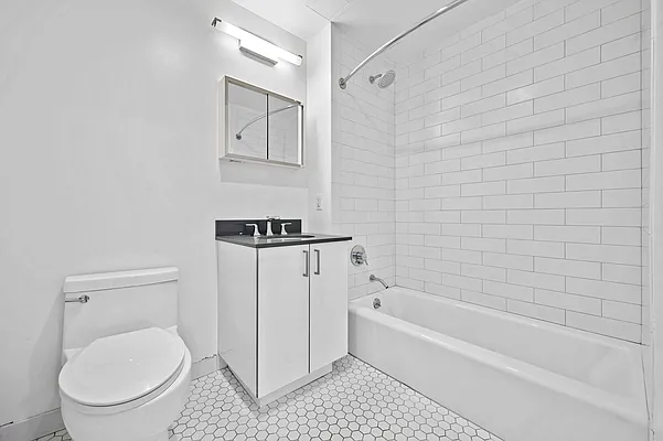 Rented by Nest Seekers International | media 46