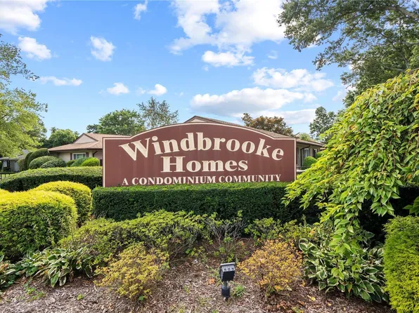 129 Feller Drive #129, Central Islip, NY 11722