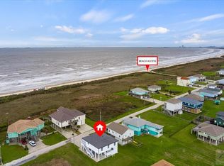 175 Ocean Shores Dr, Crystal Beach, TX 77650