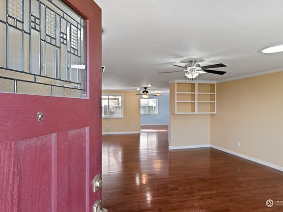 5th image of 1676 S Wallace Street