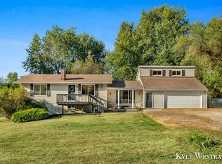 105 136th Ave, Wayland, MI 49348