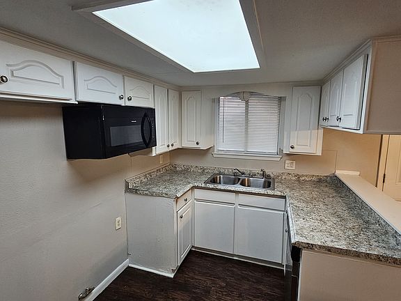 5th image of 1543 Fashion Hill Dr