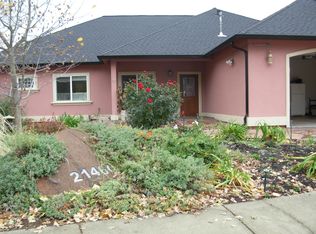 21460 Valley Oak Dr, Middletown, CA