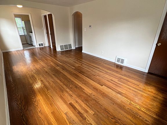 3rd image of 2042 13th St Unit 2