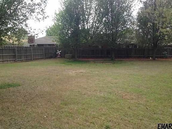 4th image of 306 Sombrero Cir