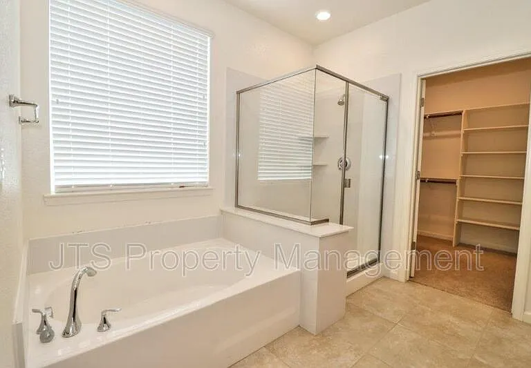5122 Mossy Stone Way — Photo 50