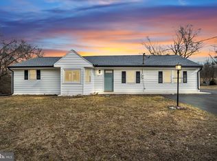 471 Cranes Gap Rd, Carlisle, PA 17013