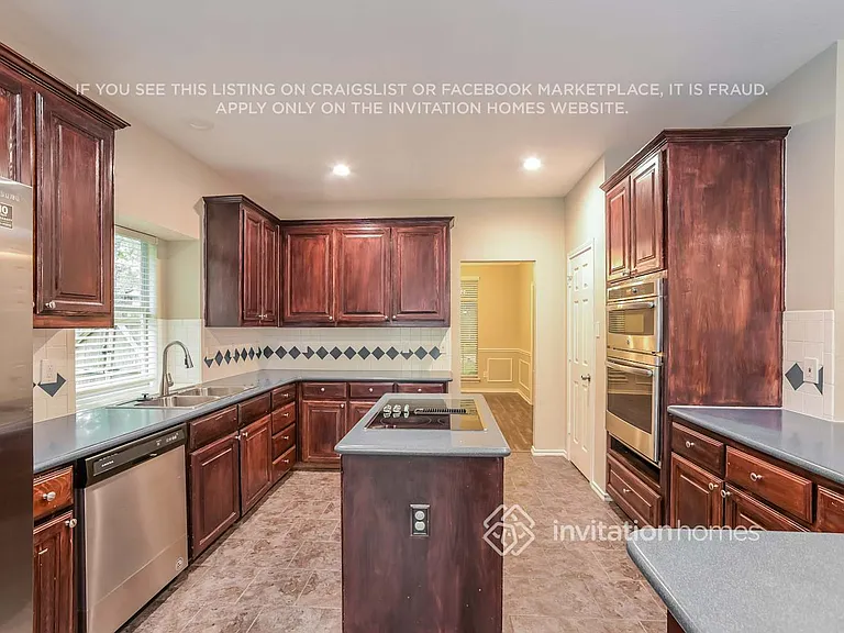 6517 Forest Park Dr — Photo 4