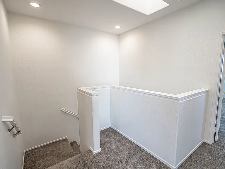 25410 Dry Creek Ct — Photo 9