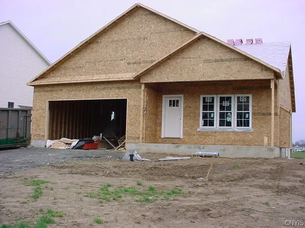 (undisclosed Address), Lysander, NY 13027
