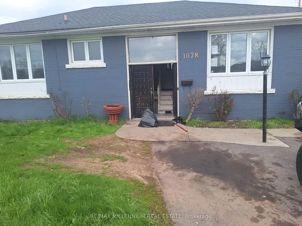 1078 Pinegrove Rd, Oakville, ON L6L 2W4