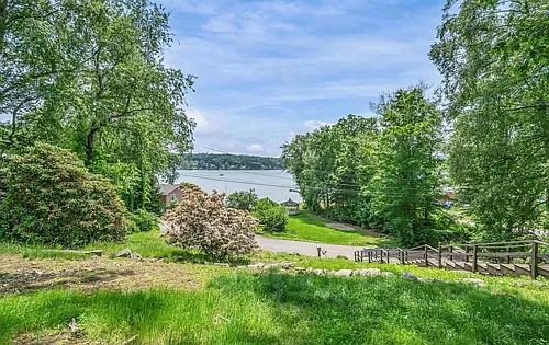 421 Hemlock Point Dr Photo 1